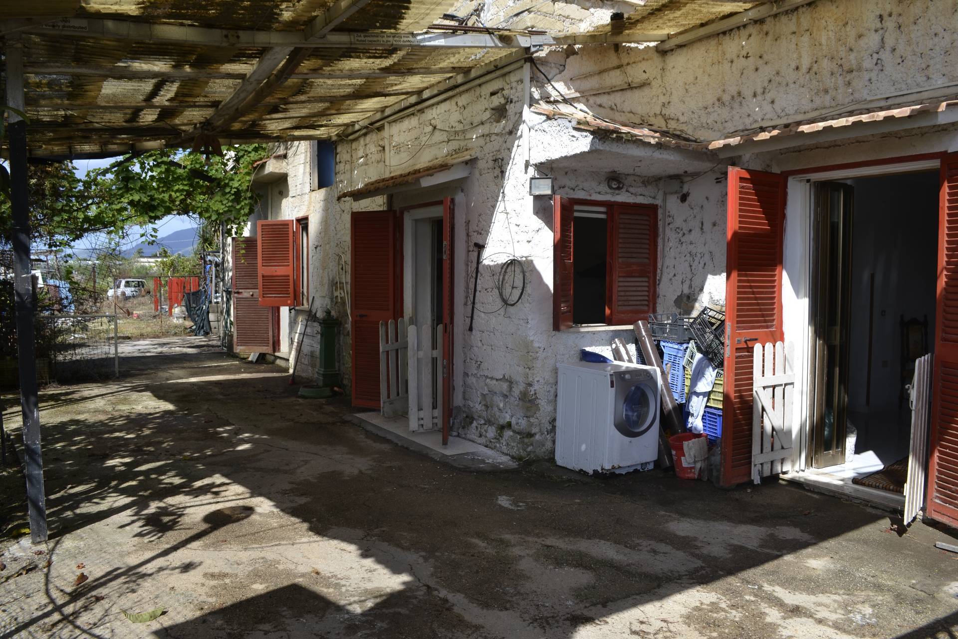 casa indipendente in vendita a Fondi