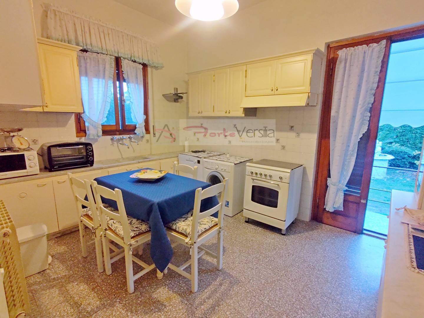 casa indipendente in vendita a Forte dei Marmi