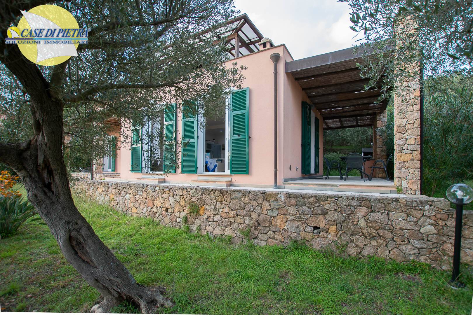 casa indipendente in vendita ad Albinea in zona San Giacomo