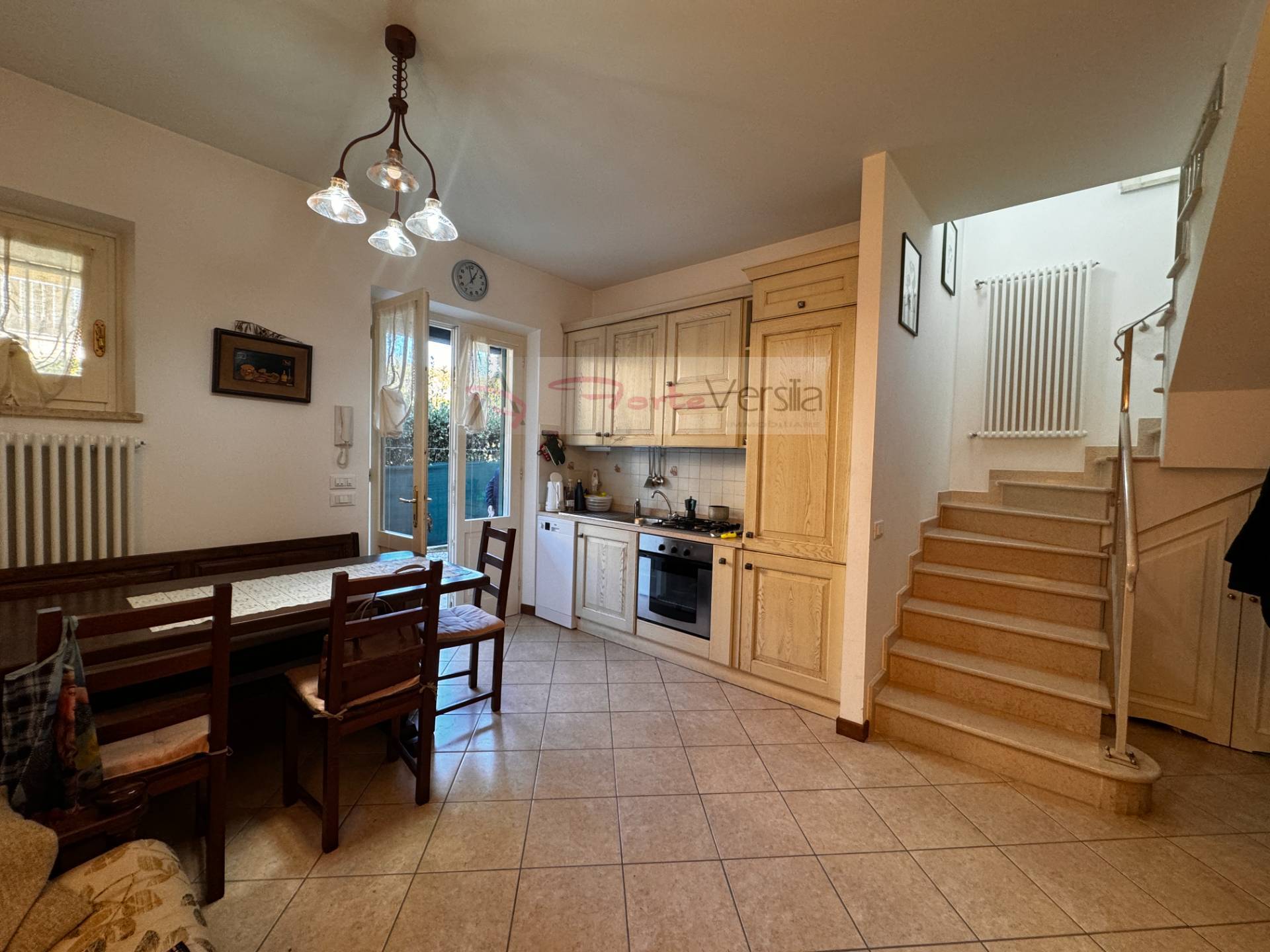 casa indipendente in vendita a Forte dei Marmi in zona Vittoria Apuana