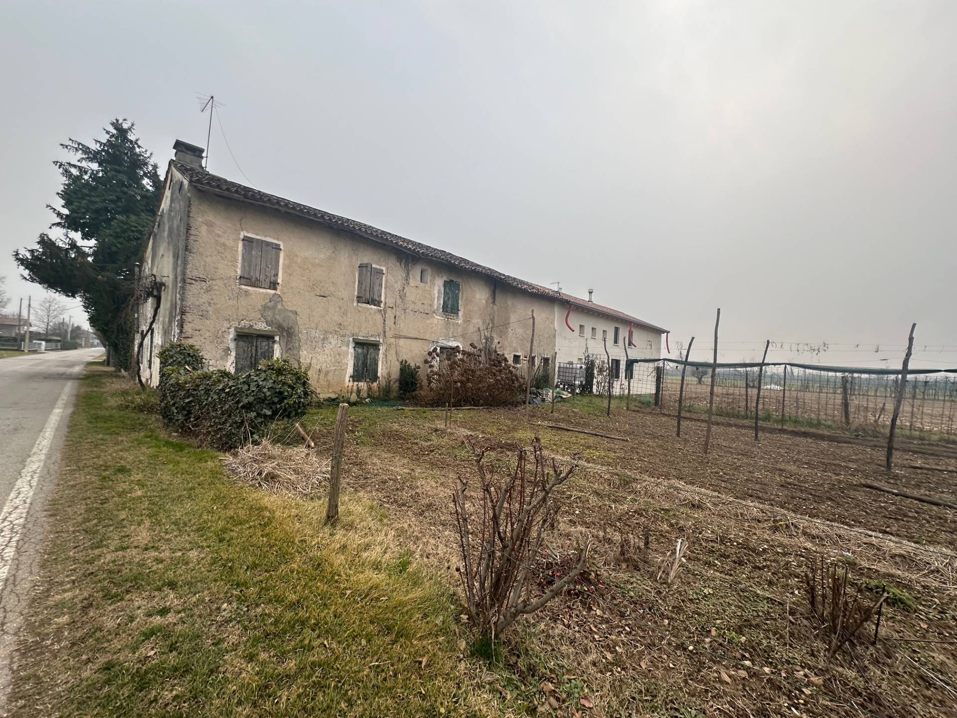 casa indipendente in vendita a Rossano Veneto