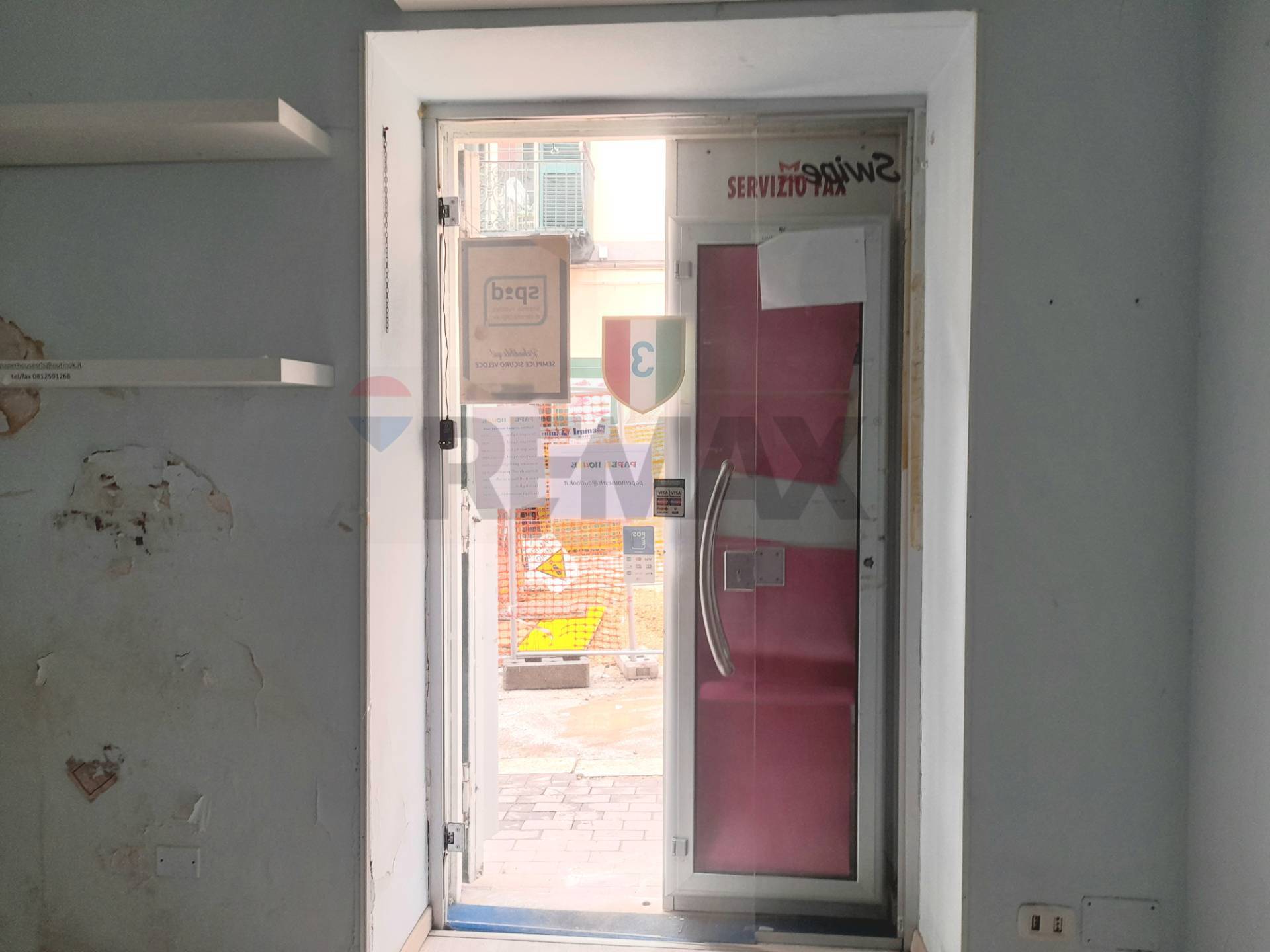 negozio in affitto a Pozzuoli