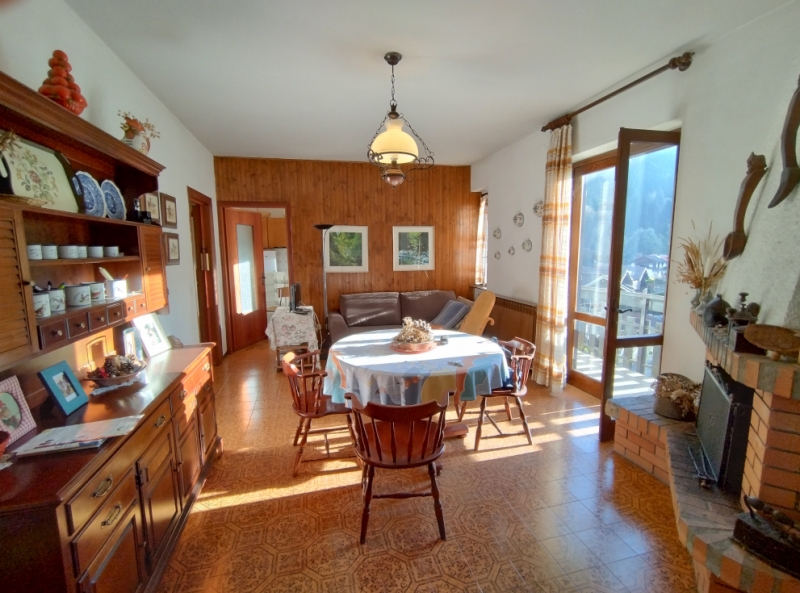 appartamento in vendita a Borno