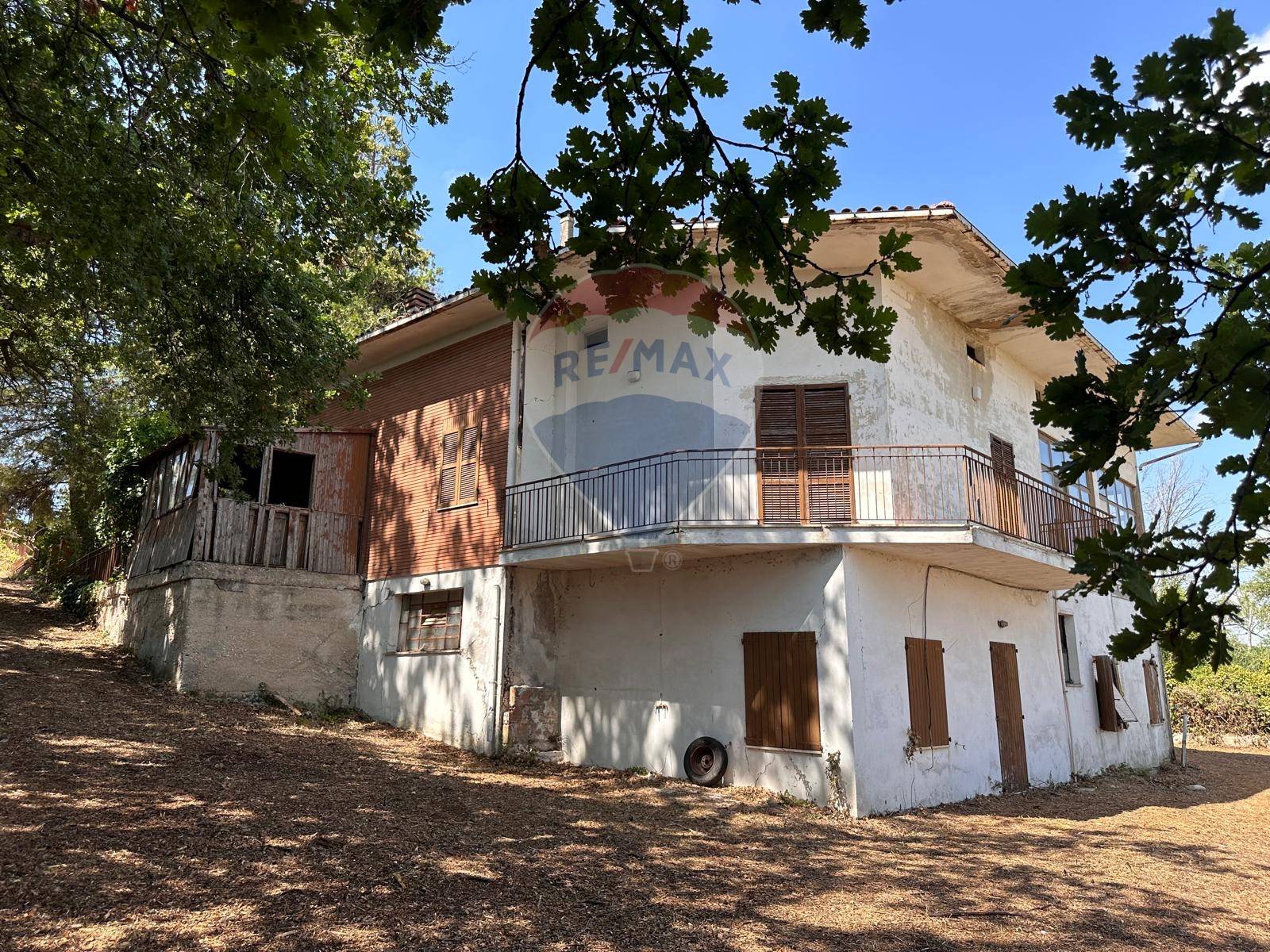 casa indipendente in vendita a Montelupone