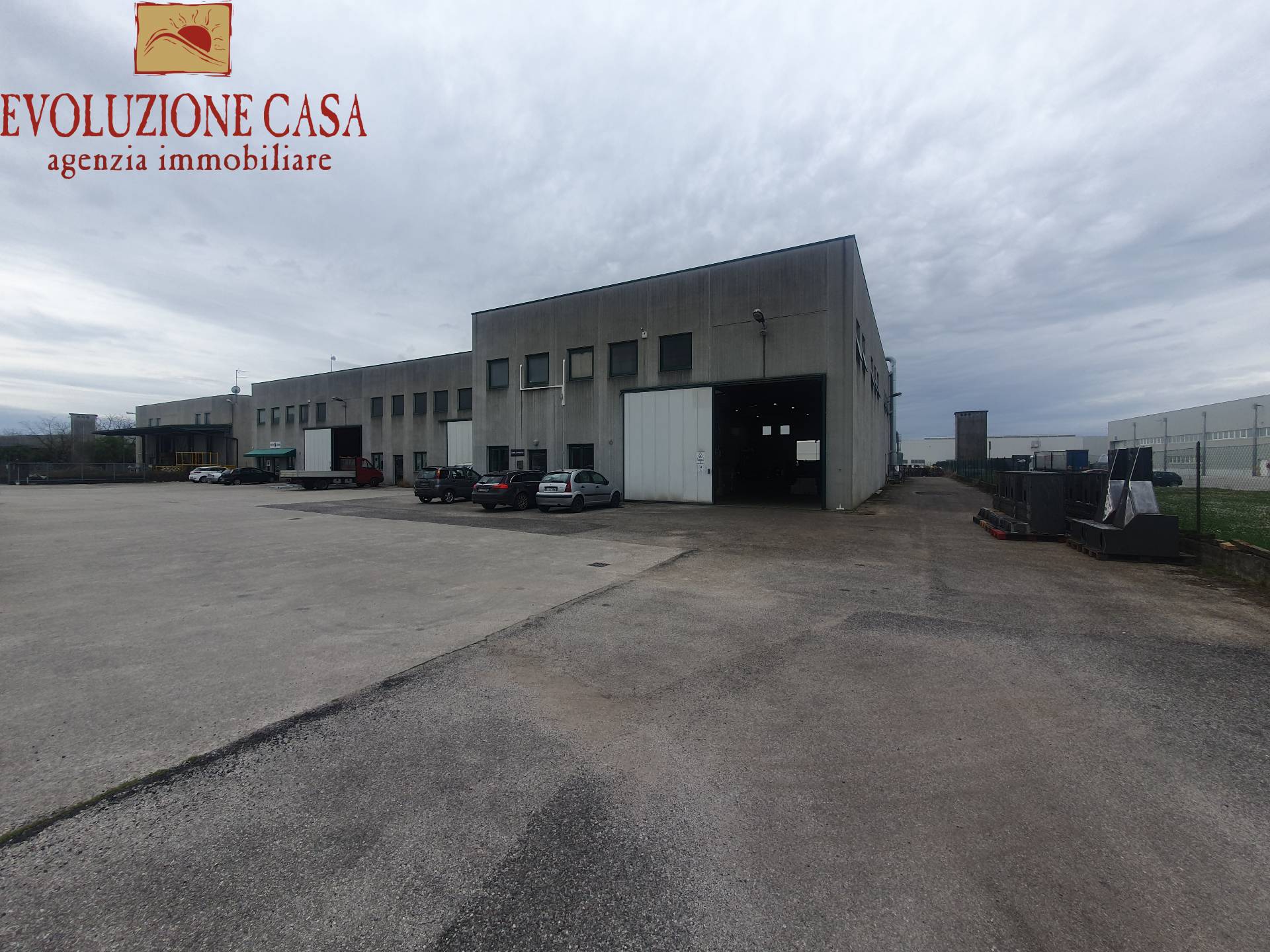 casa indipendente in vendita a Romans d'Isonzo