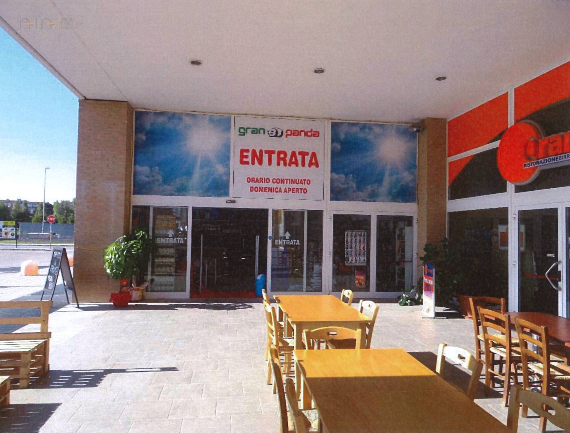 casa indipendente in vendita a Jesi