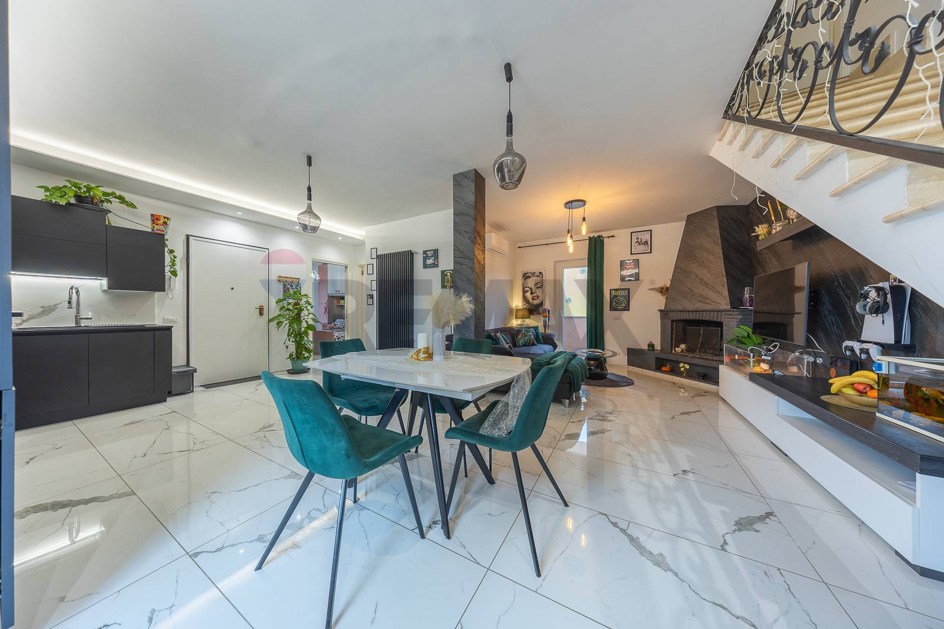 casa indipendente in vendita a Cevo in zona Isola