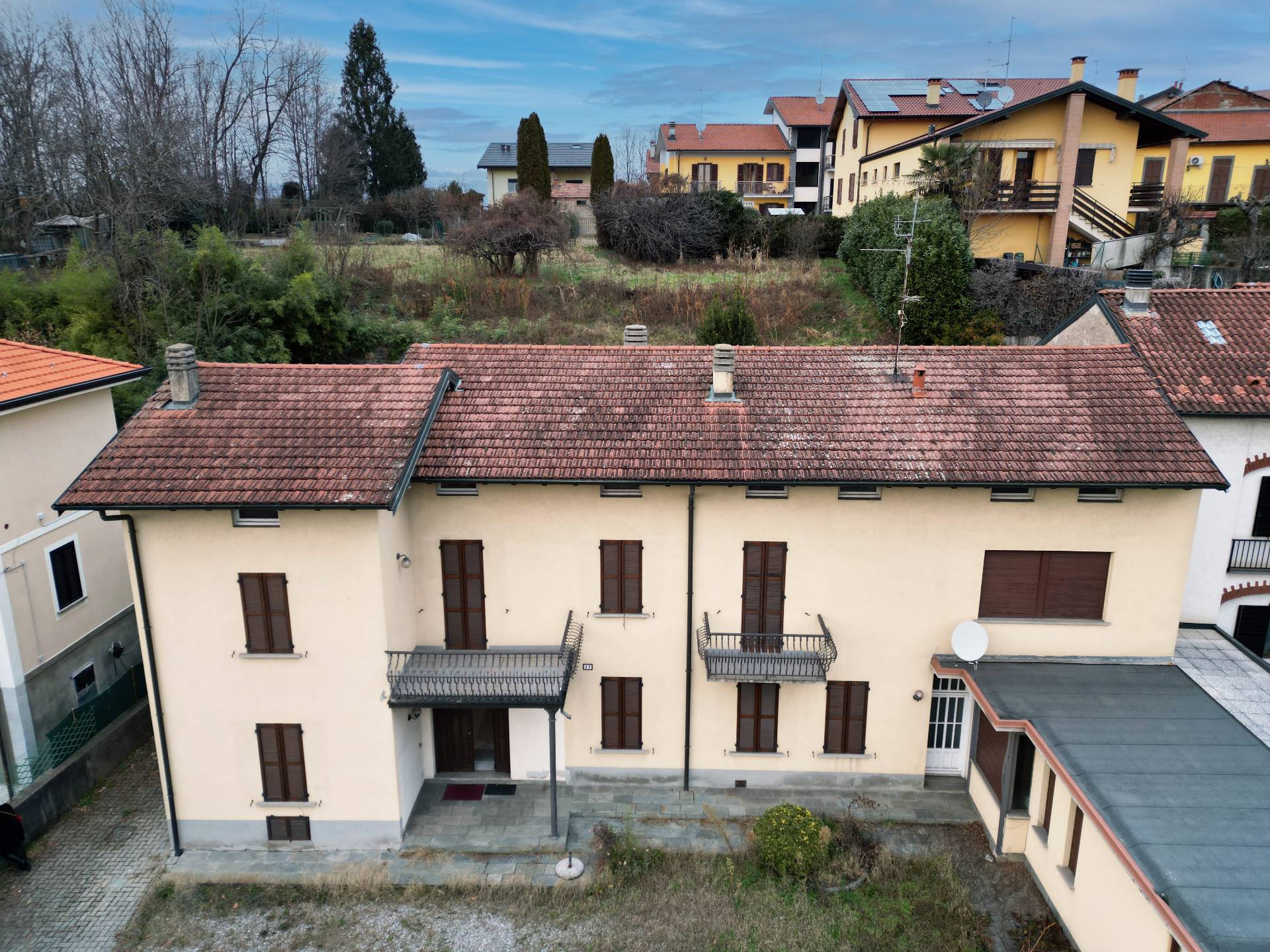 casa indipendente in vendita a Malnate
