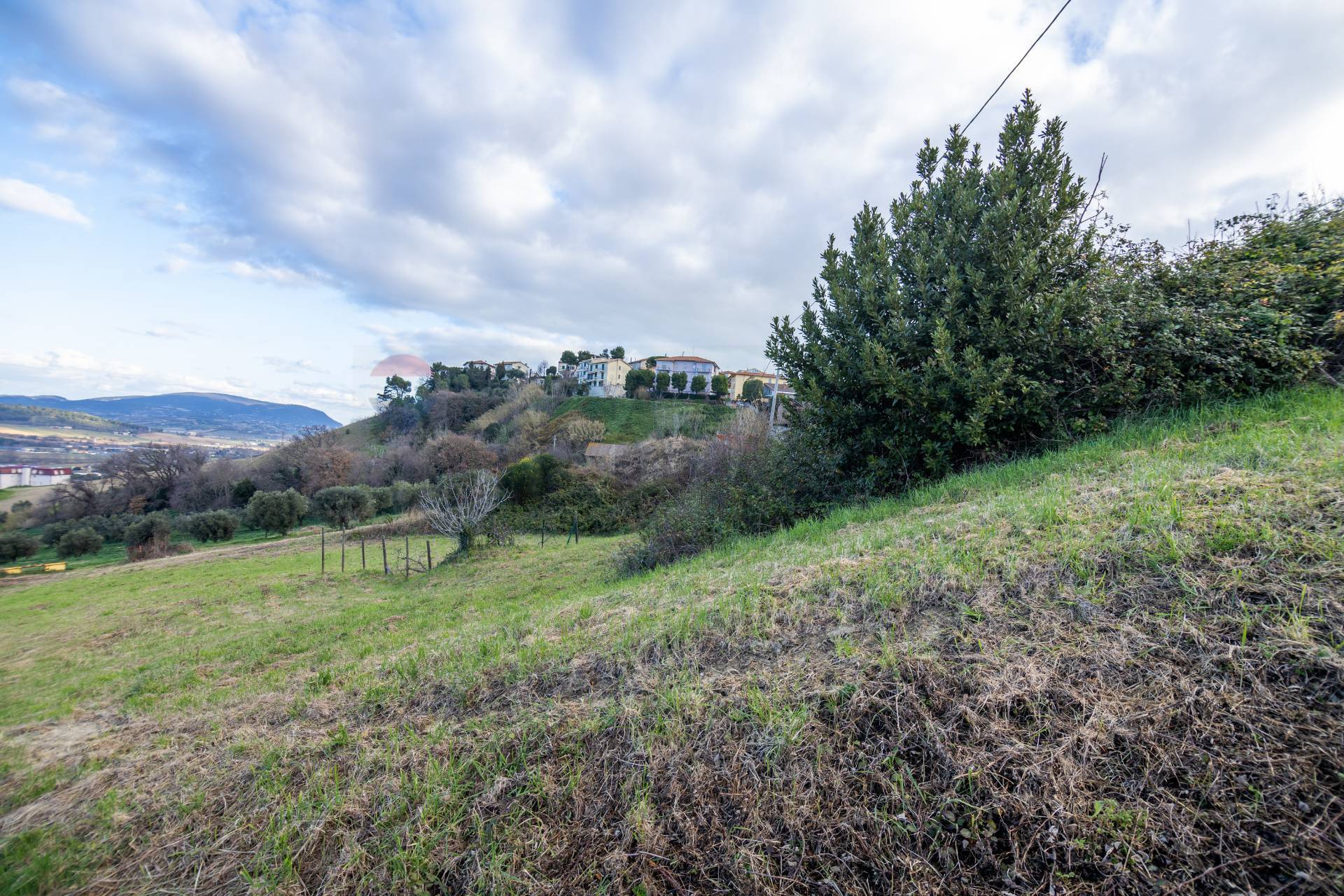 casa indipendente in vendita a Loreto