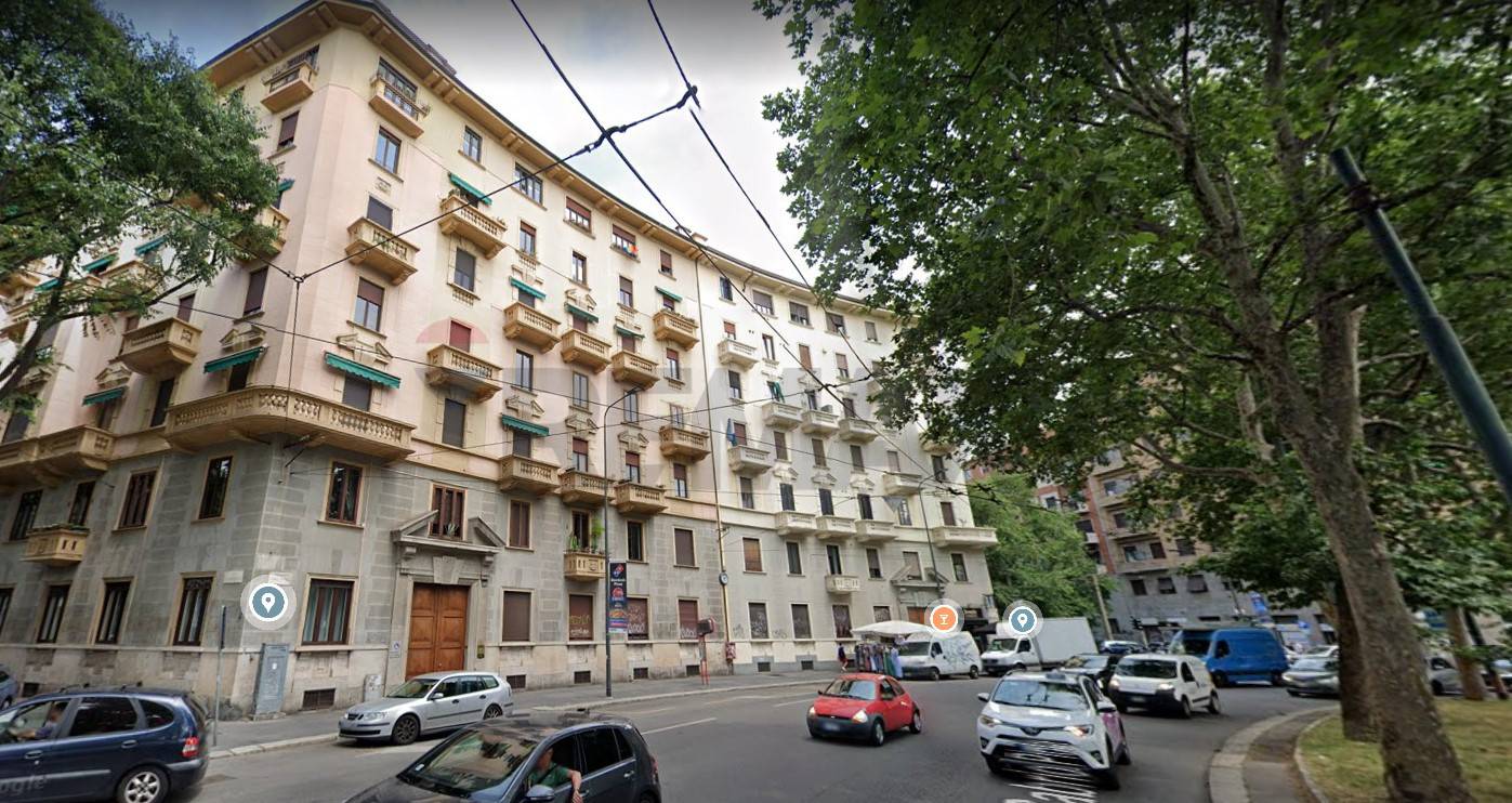 negozio in vendita a Milano in zona Città Studi