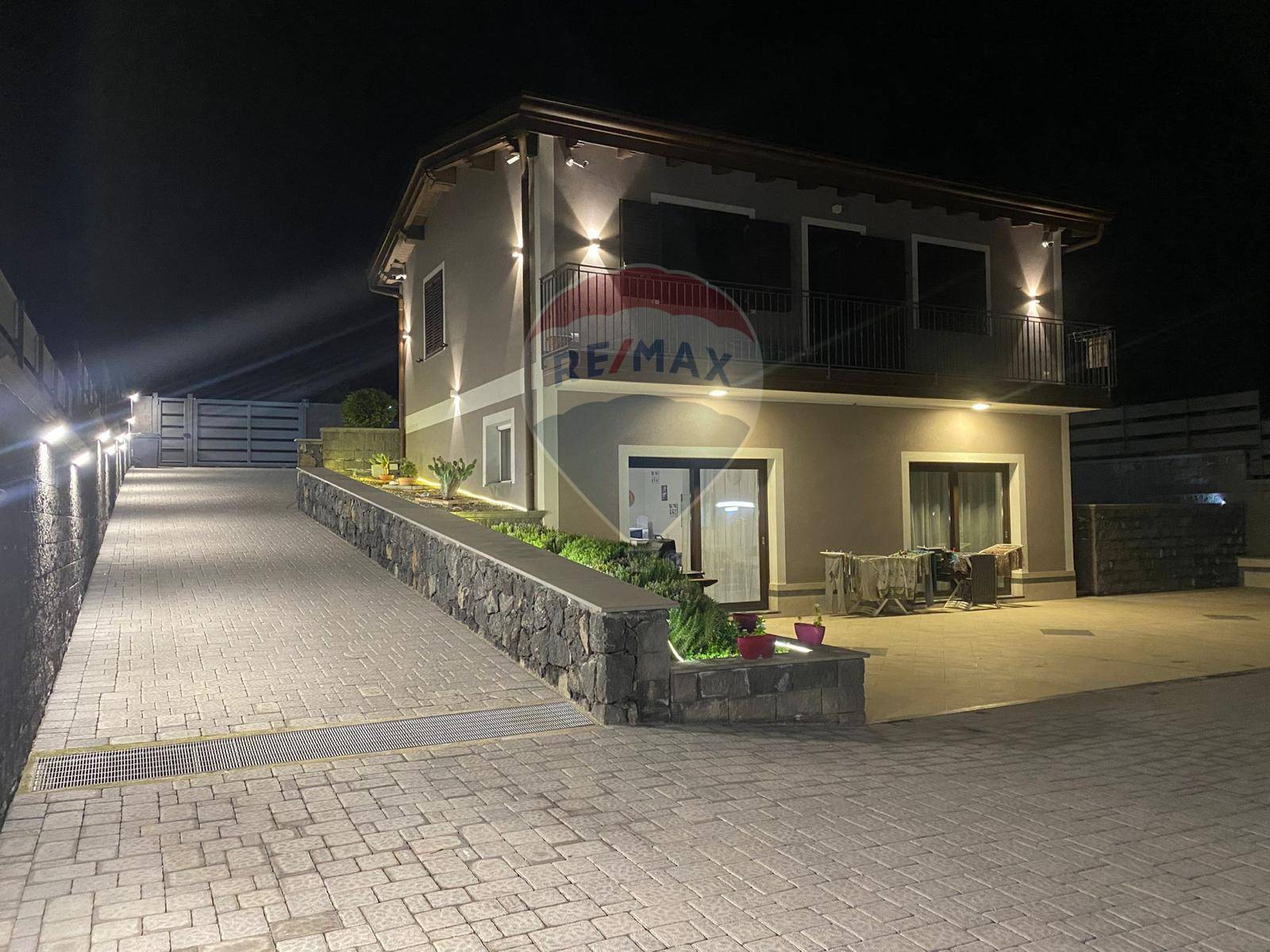 casa indipendente in vendita a Ravenna in zona Castiglione di Ravenna