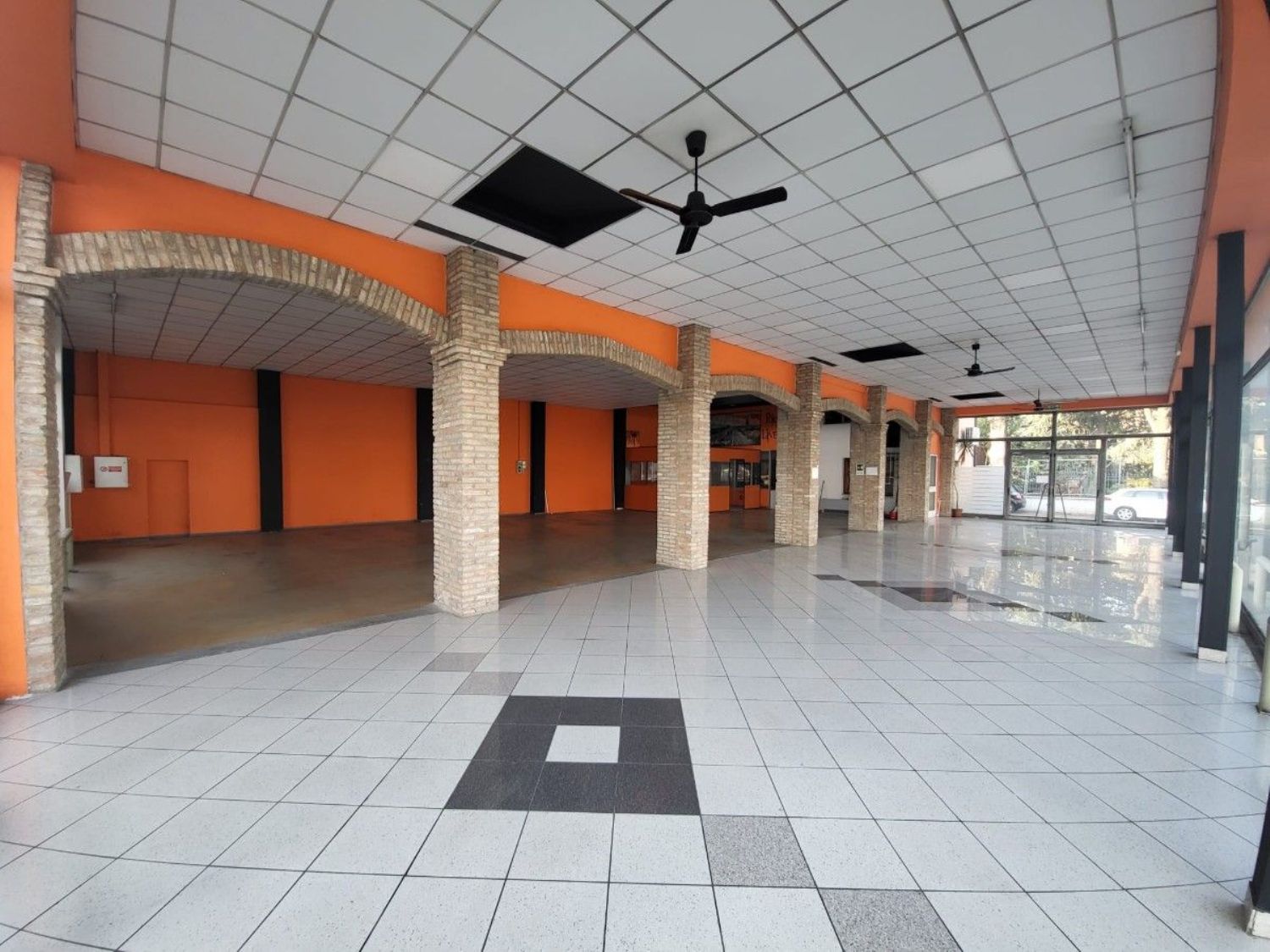 locale commerciale in affitto a Rubiera