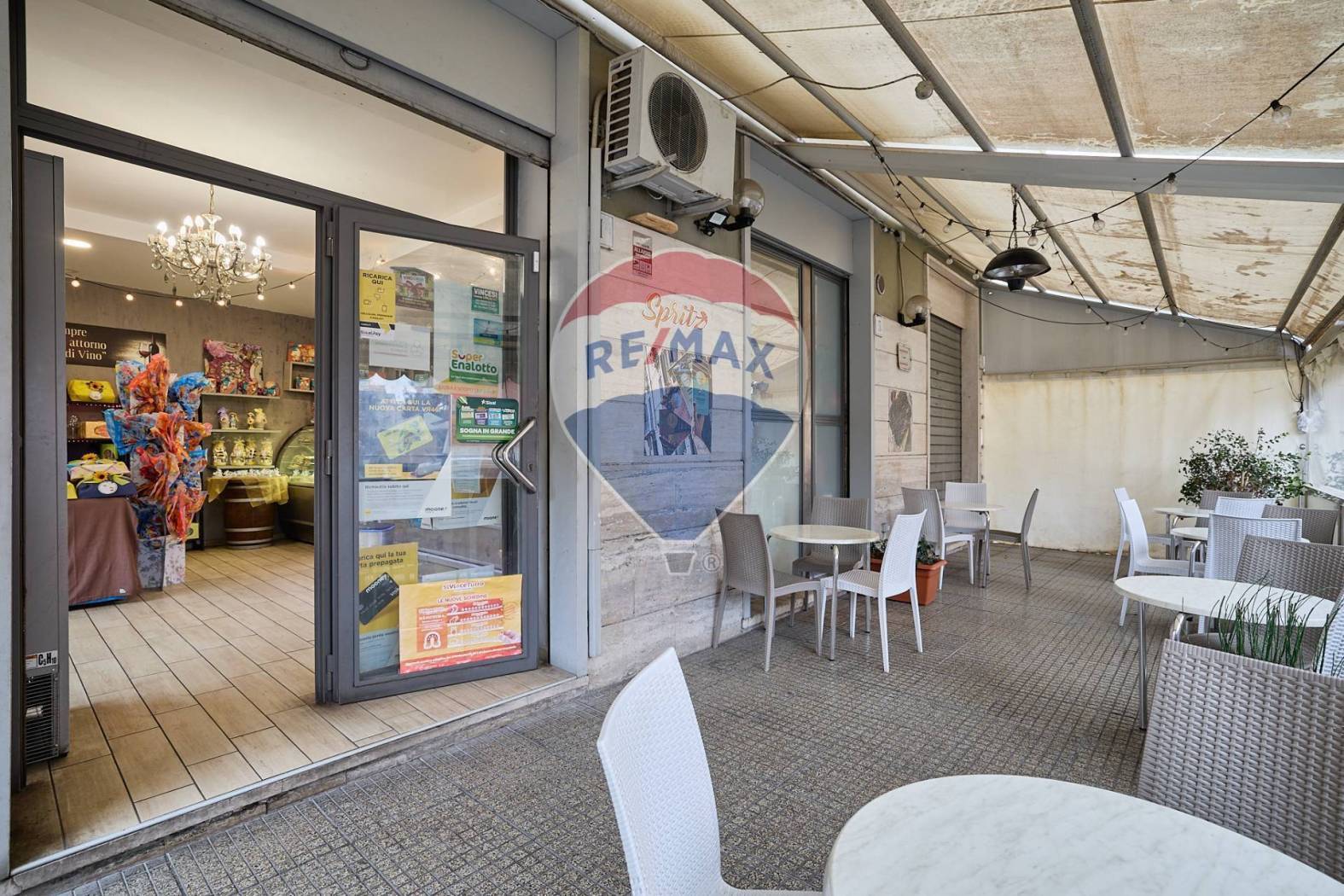 locale commerciale in vendita a Saviore dell'Adamello in zona Ponte