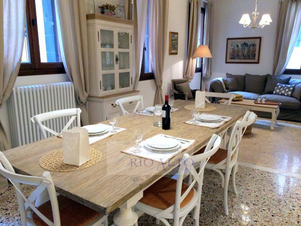 appartamento in vendita a Lonato del Garda in zona San Polo