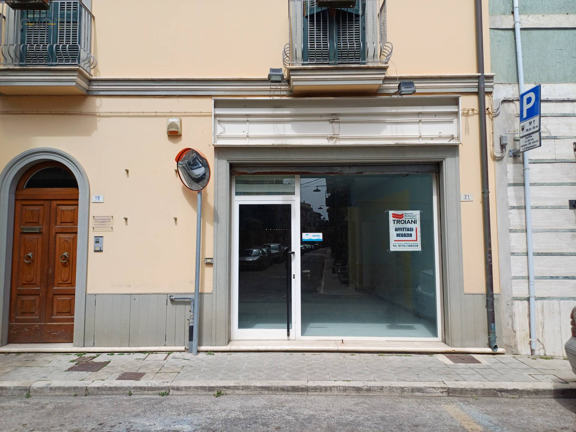 negozio in affitto a San Benedetto del Tronto