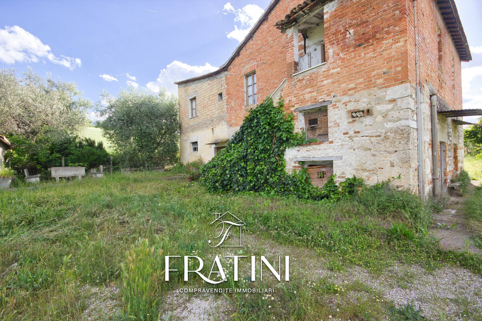 casa indipendente in vendita a Ponte dell'Olio in zona Folignano