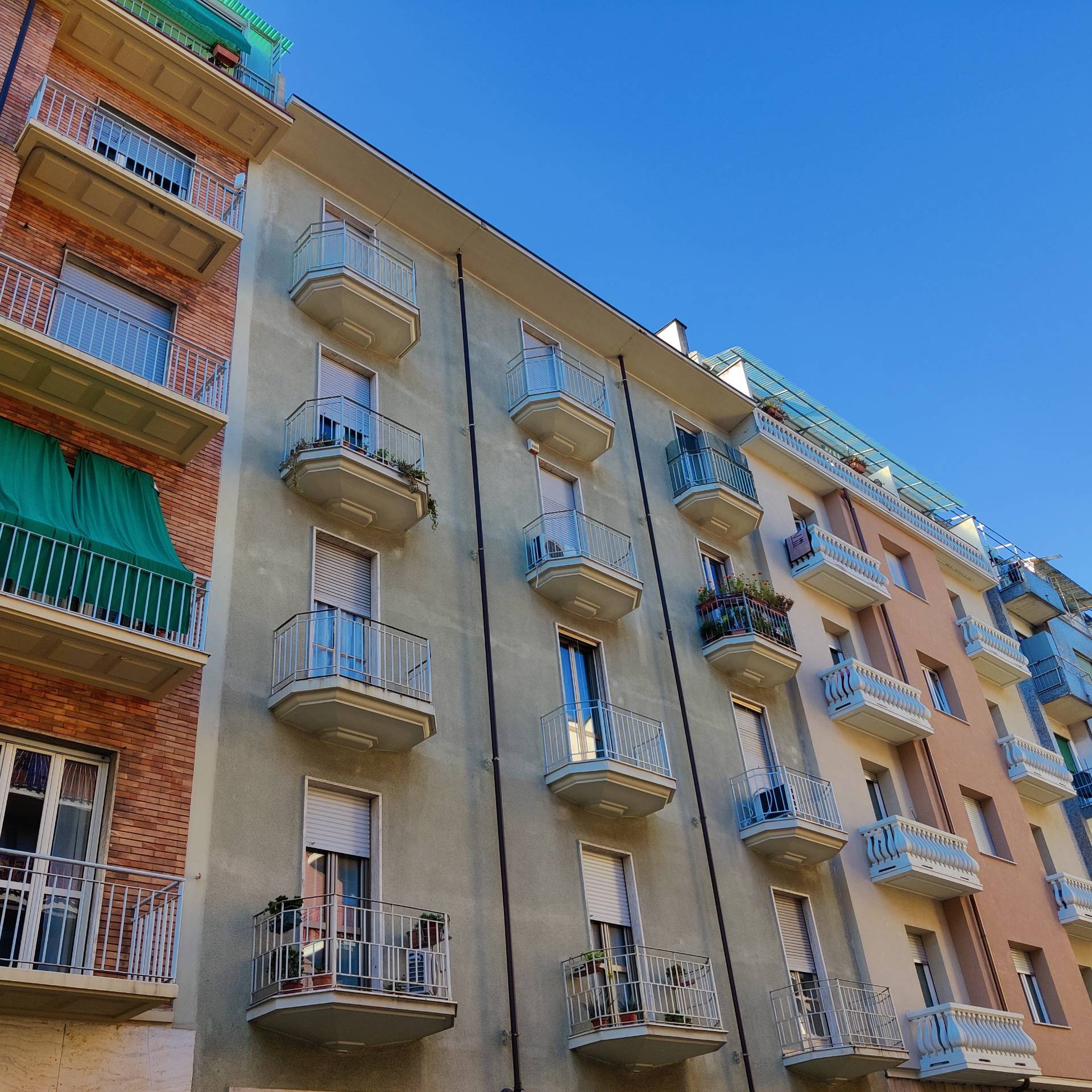 appartamento in vendita a Milano in zona Sempione