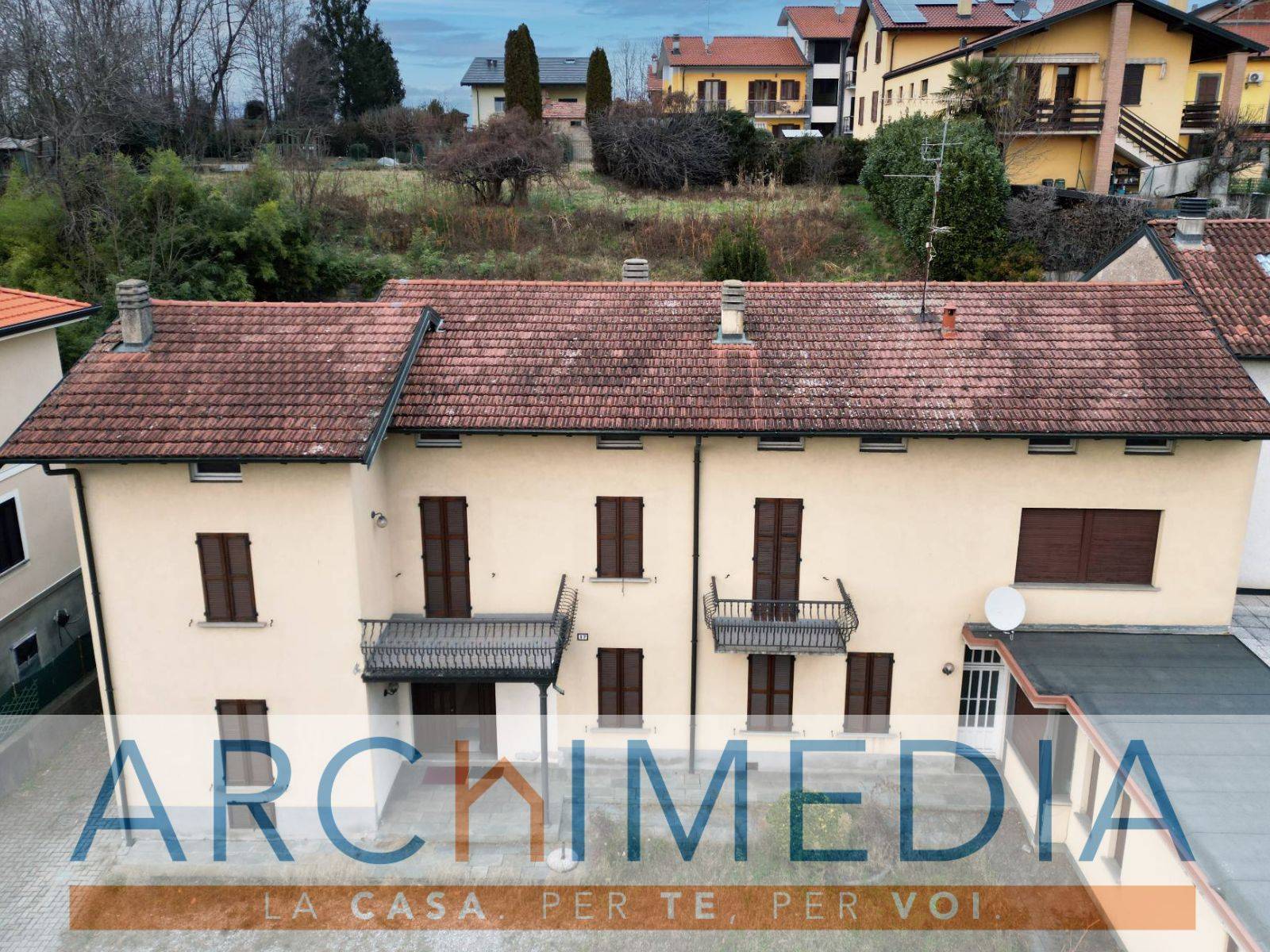 casa indipendente in vendita a Malnate