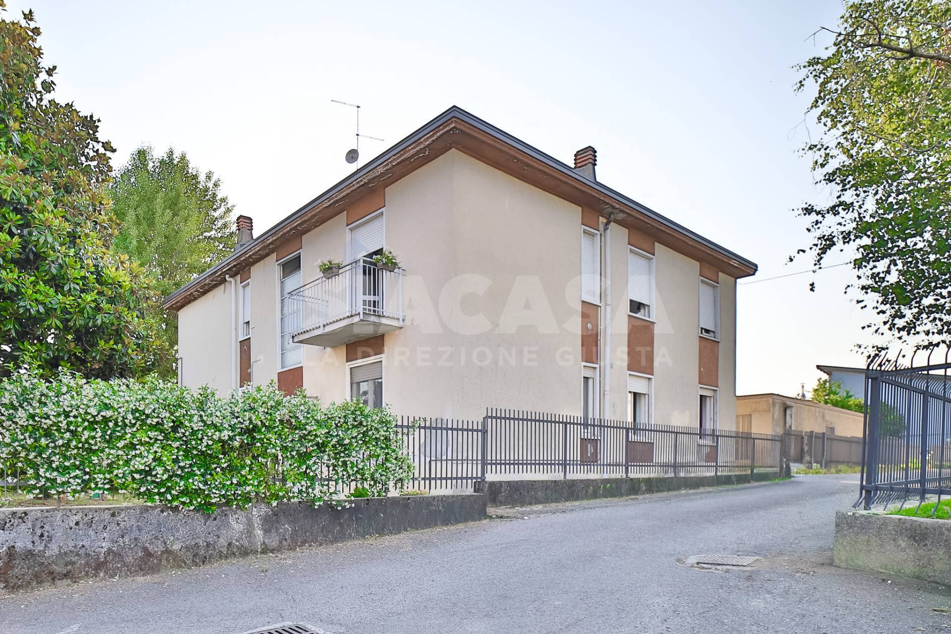 appartamento in vendita a Capriate San Gervasio