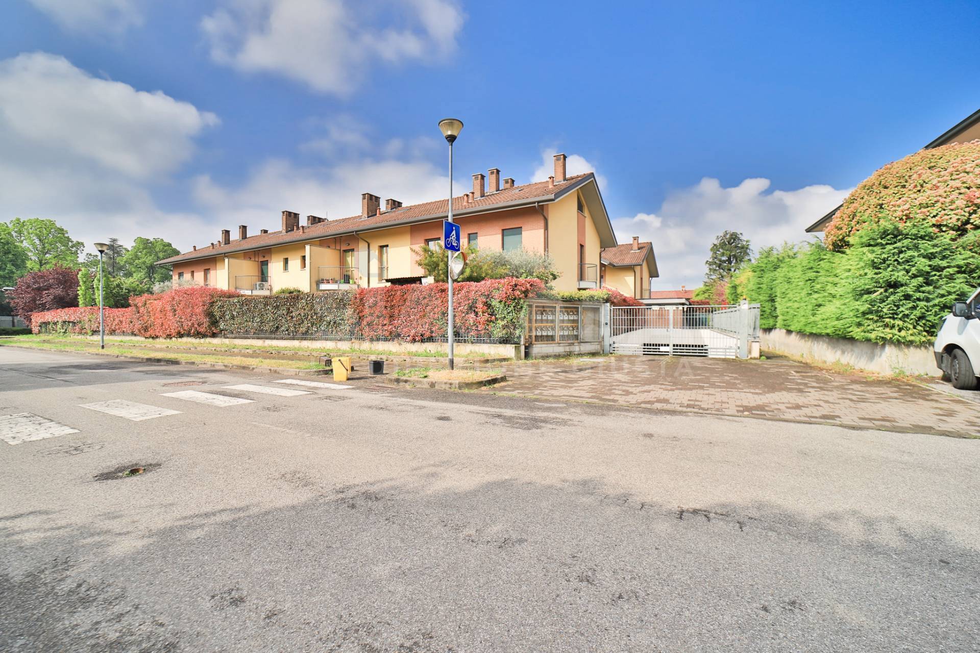 appartamento in vendita a Lomagna