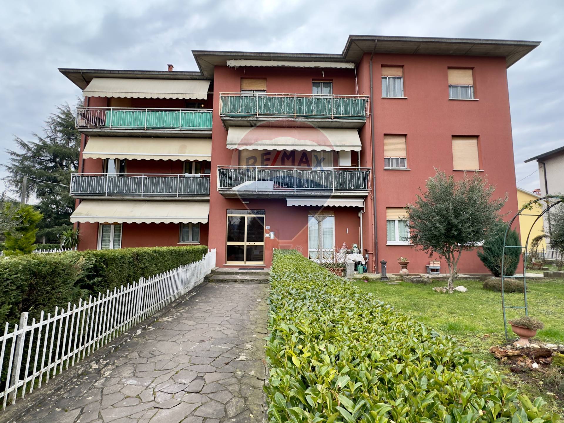 appartamento in vendita a Montefortino in zona Rubbiano