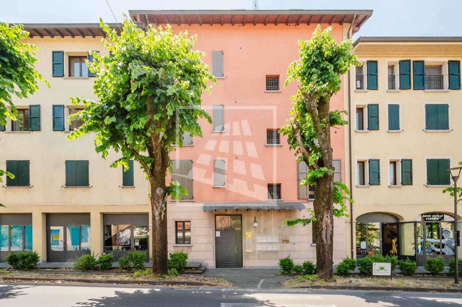 appartamento in vendita a Lonato del Garda in zona San Polo