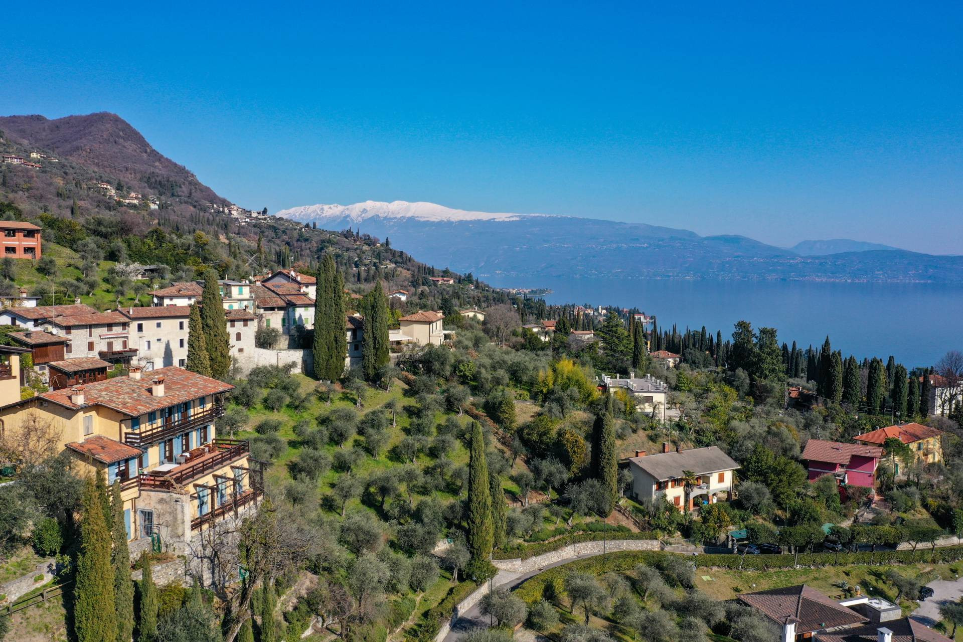 casa indipendente in vendita a Gardone Riviera
