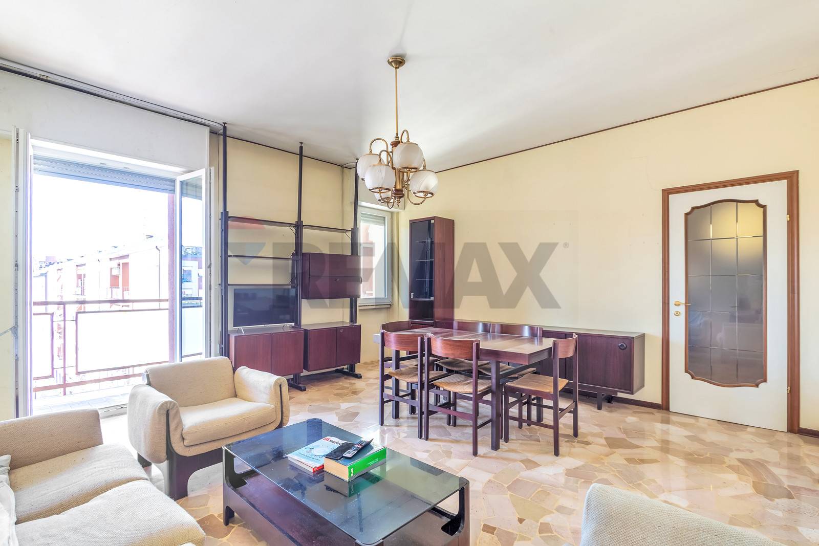 appartamento in vendita a Milano in zona Quarto Oggiaro