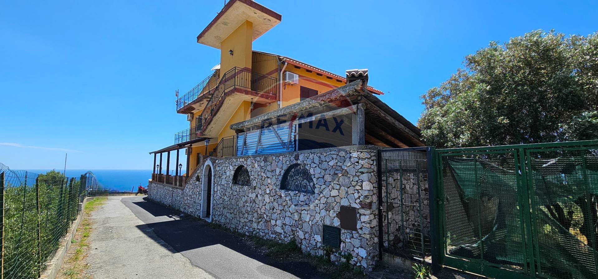 casa indipendente in vendita a Furci Siculo