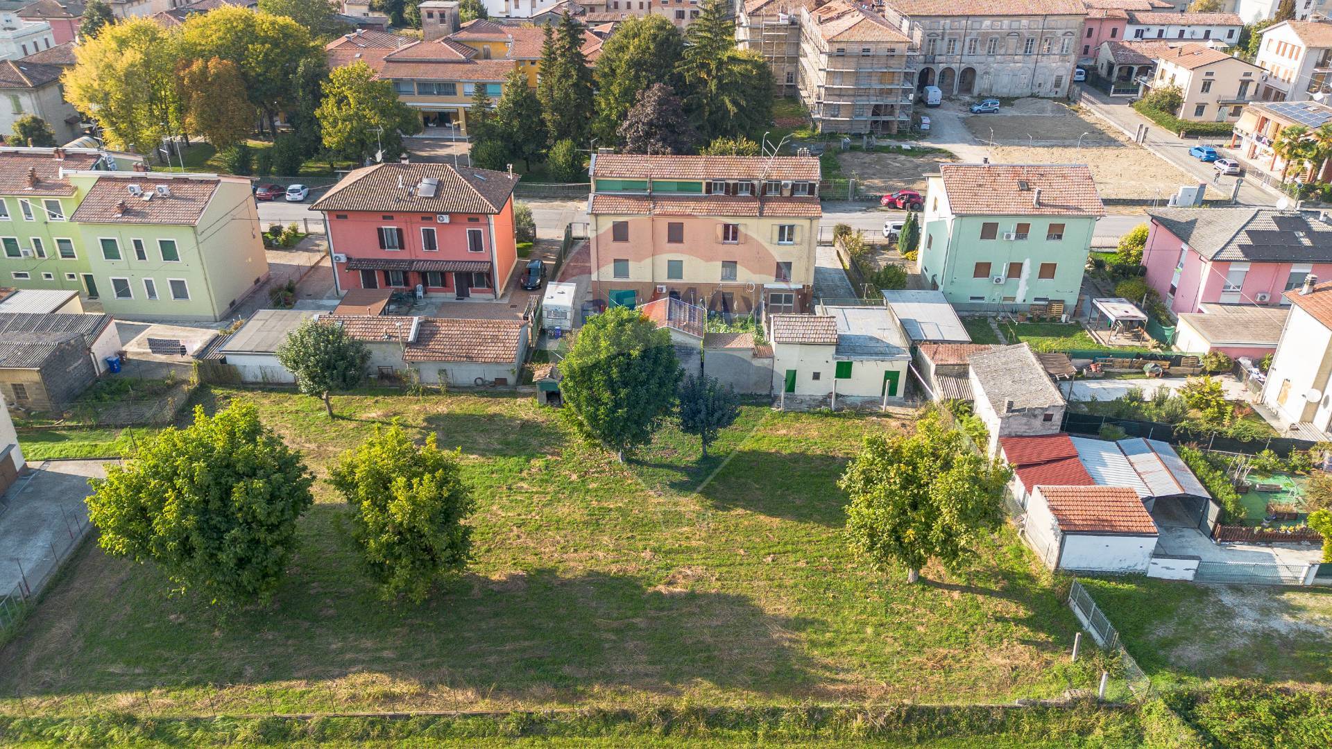 appartamento in vendita a Pegognaga in zona Polesine