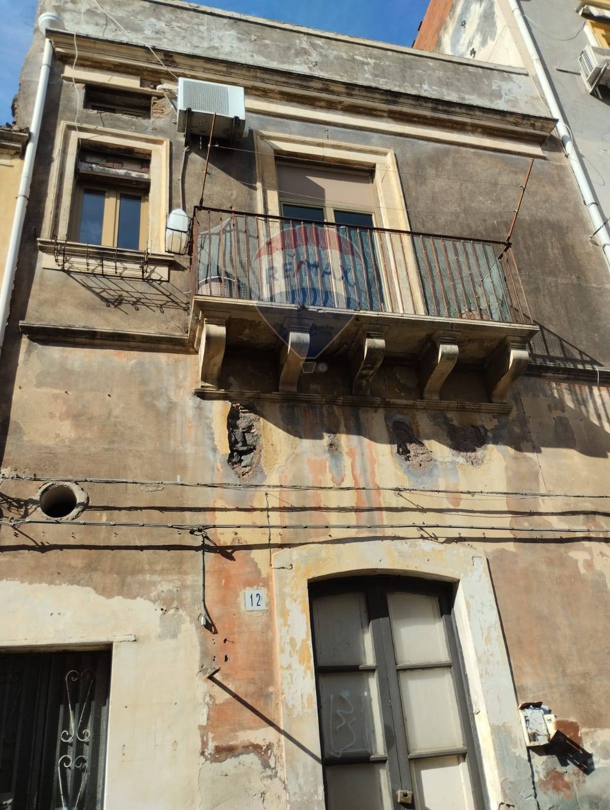 casa indipendente in vendita a Catania in zona Centro Storico