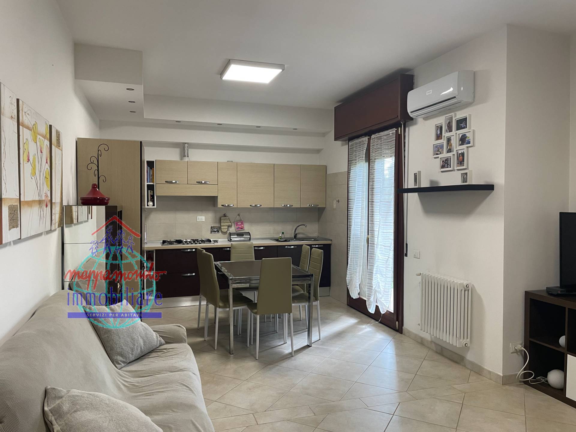 casa indipendente in vendita a Fiuminata in zona Castello