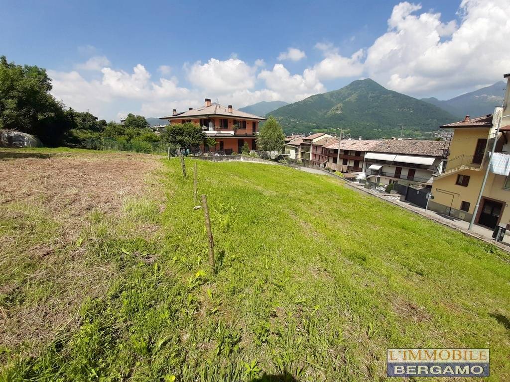 terreno edificabile in vendita a Pradalunga