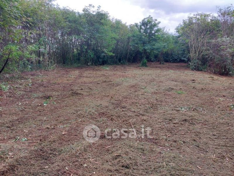 terreno edificabile in vendita a Gallarate in zona Crenna