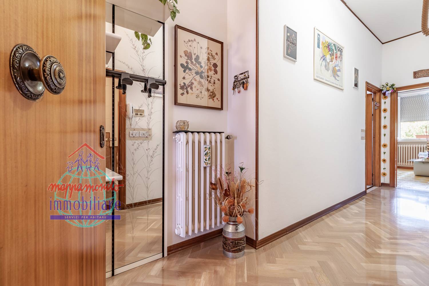 casa indipendente in vendita a Fiuminata in zona Castello