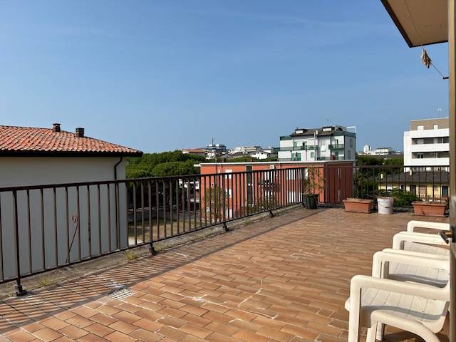 appartamento in vendita a Jesolo in zona Lido
