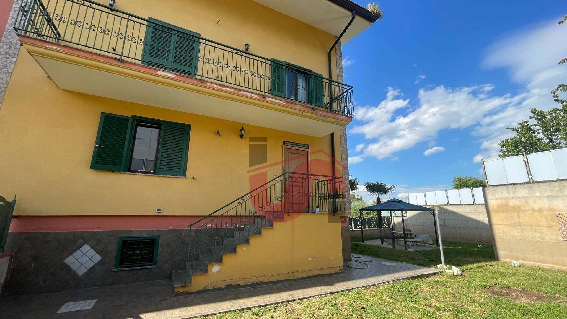 casa indipendente in vendita ad Ozieri in zona San Nicola