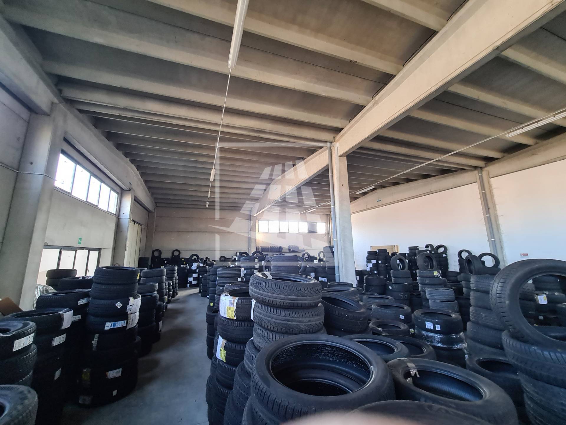 ufficio in vendita a Reggio nell'Emilia