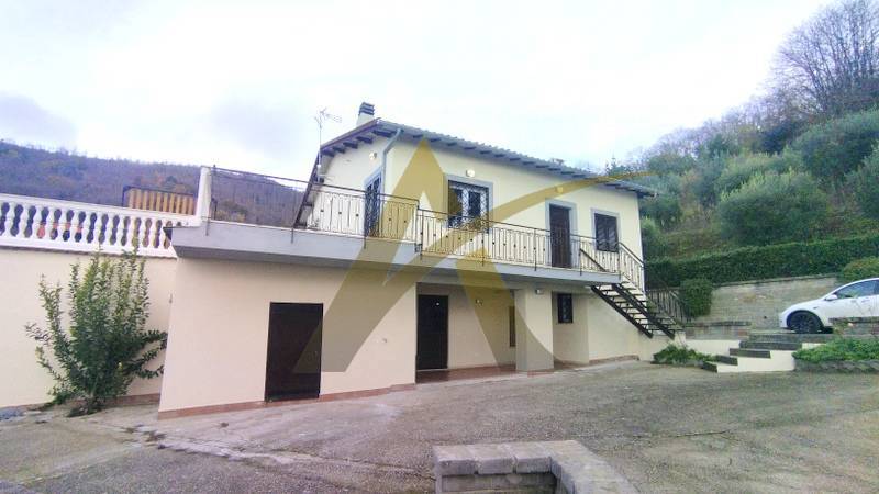 casa indipendente in vendita a Velletri