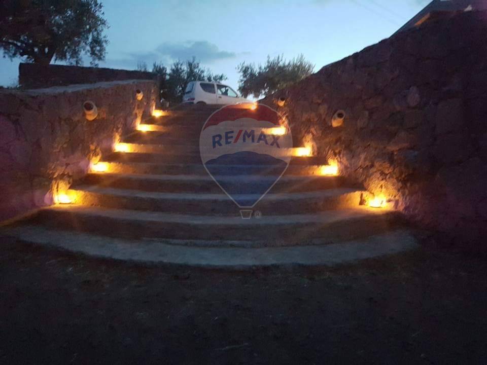 villa in vendita ad Adrano