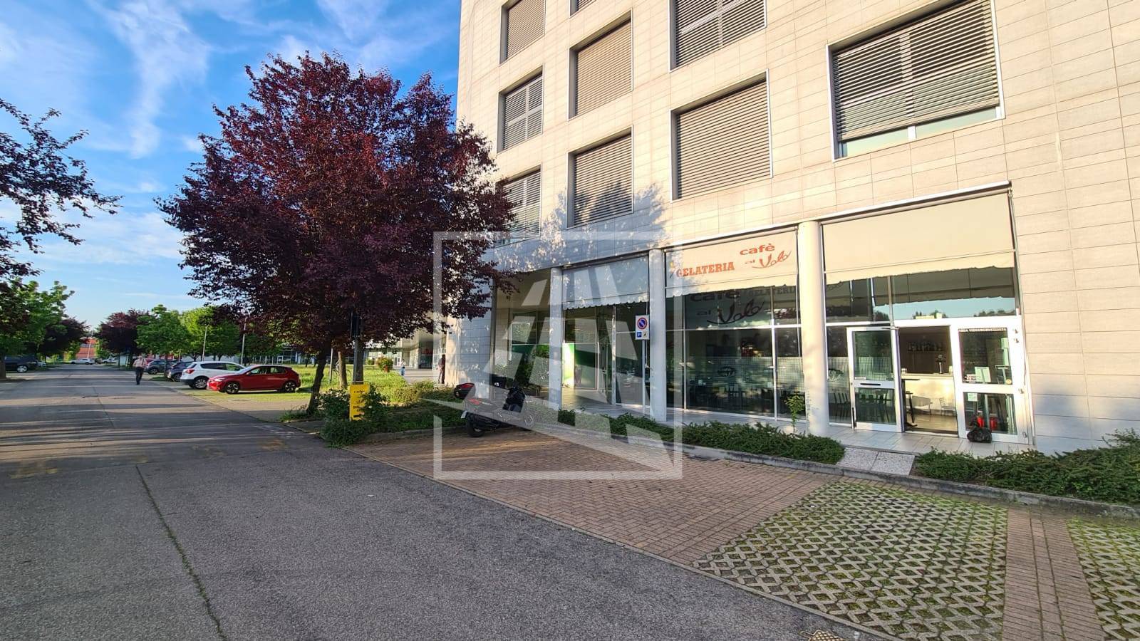 negozio in vendita a Reggio nell'Emilia