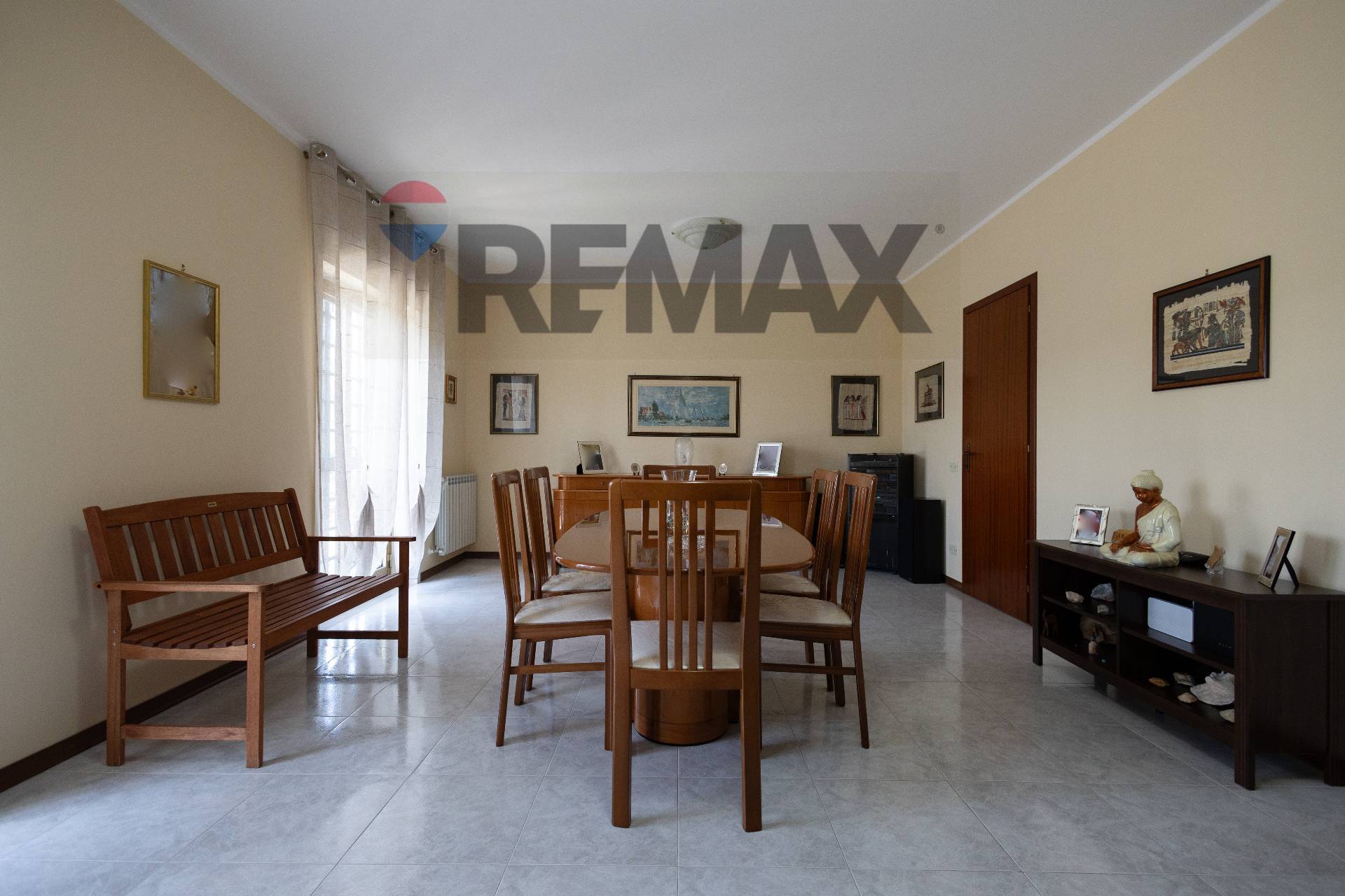 appartamento in vendita a Desenzano del Garda in zona San Pietro
