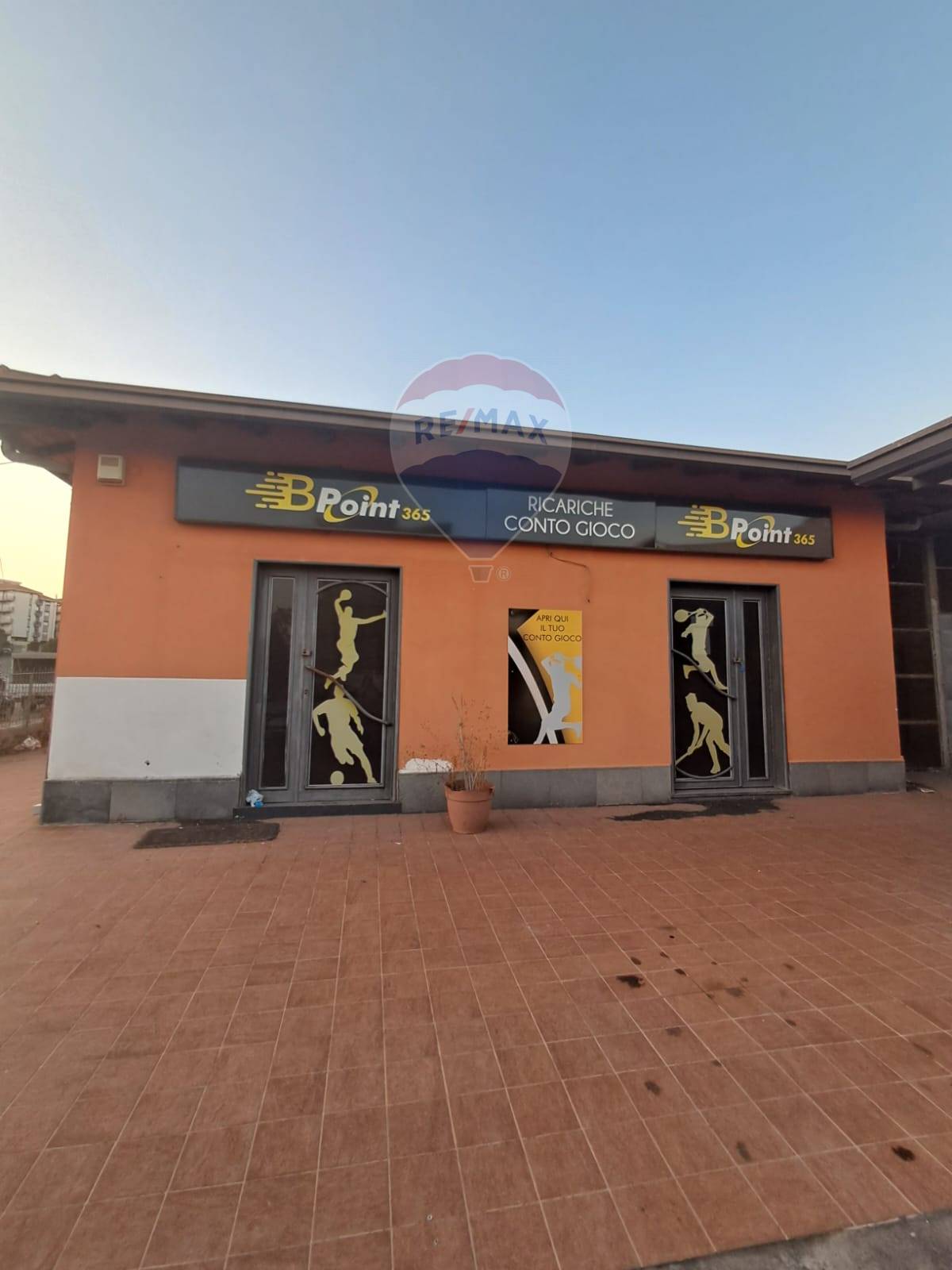 negozio in vendita a Bellagio in zona San Giovanni