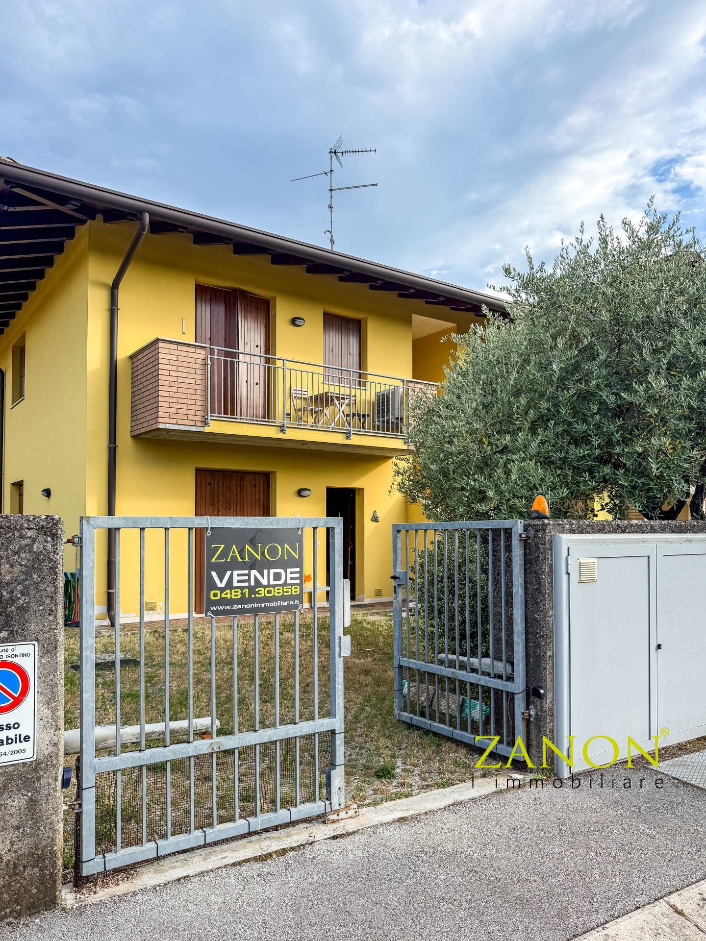 appartamento in vendita a Budoni in zona San Lorenzo
