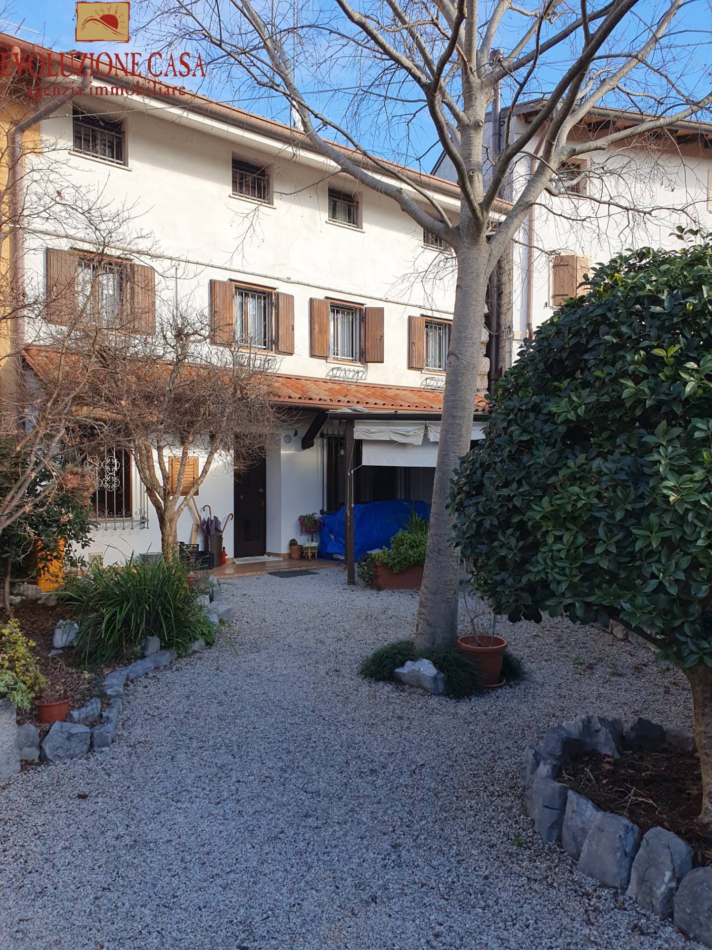 casa indipendente in vendita a Ronchi dei Legionari in zona Vermegliano