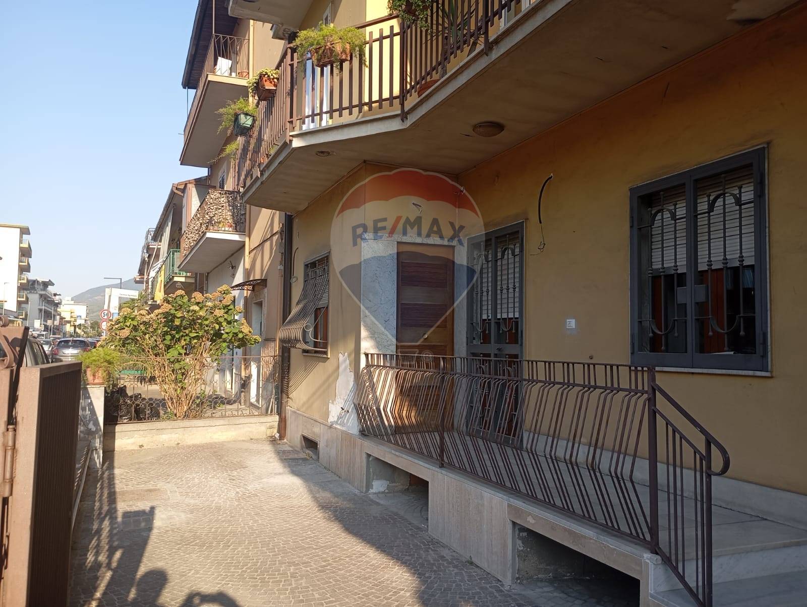 ufficio in affitto ad Edolo in zona Vico