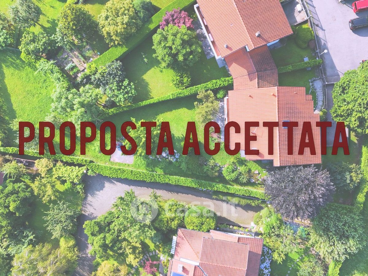 casa indipendente in vendita a Casciago