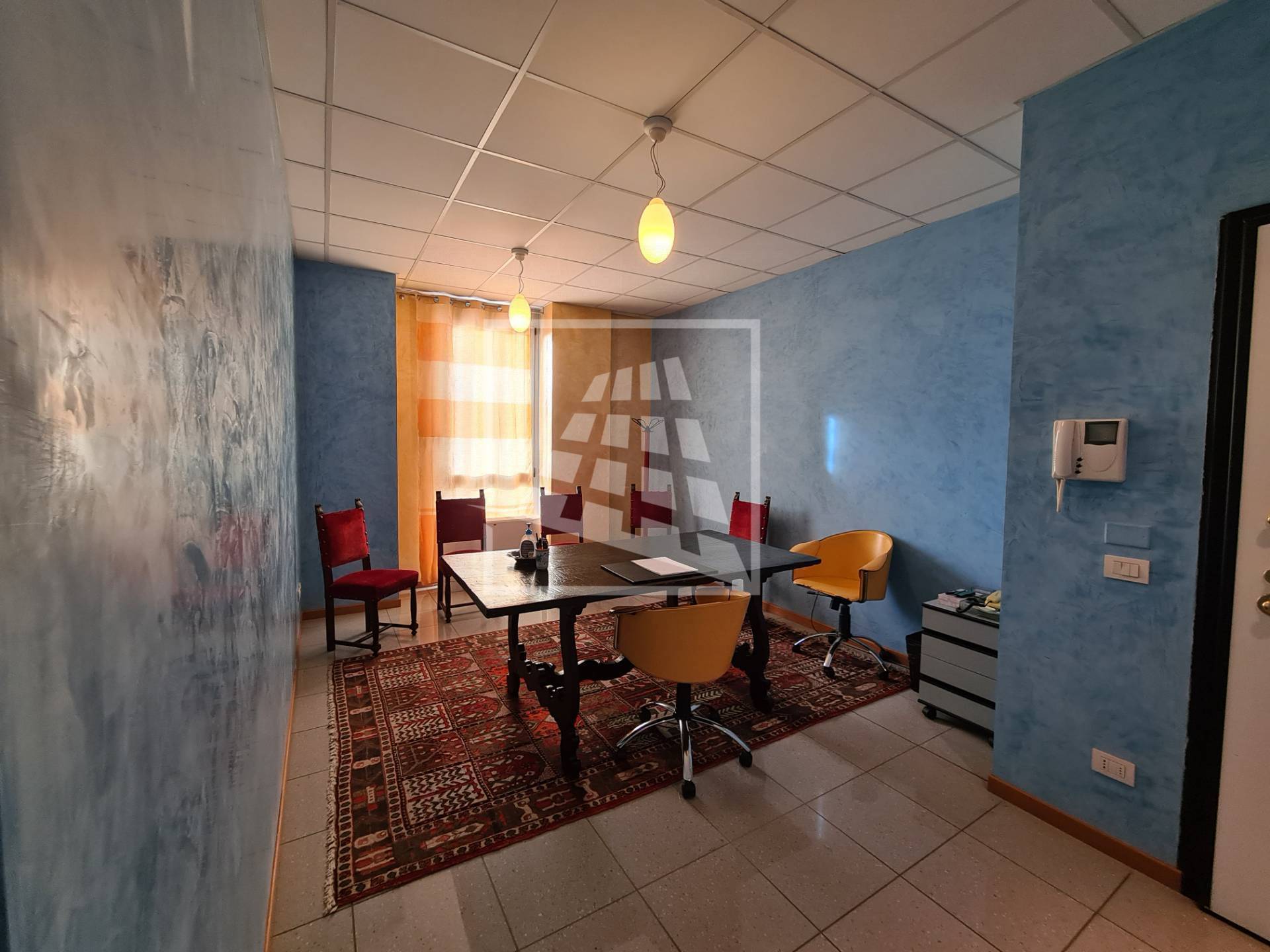 ufficio in vendita a Reggio nell'Emilia