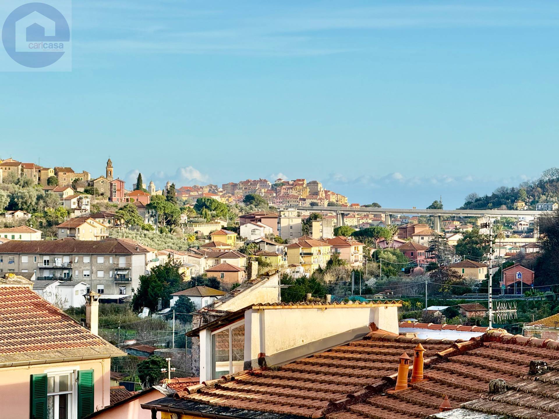 appartamento in vendita ad Imperia in zona Porto Maurizio