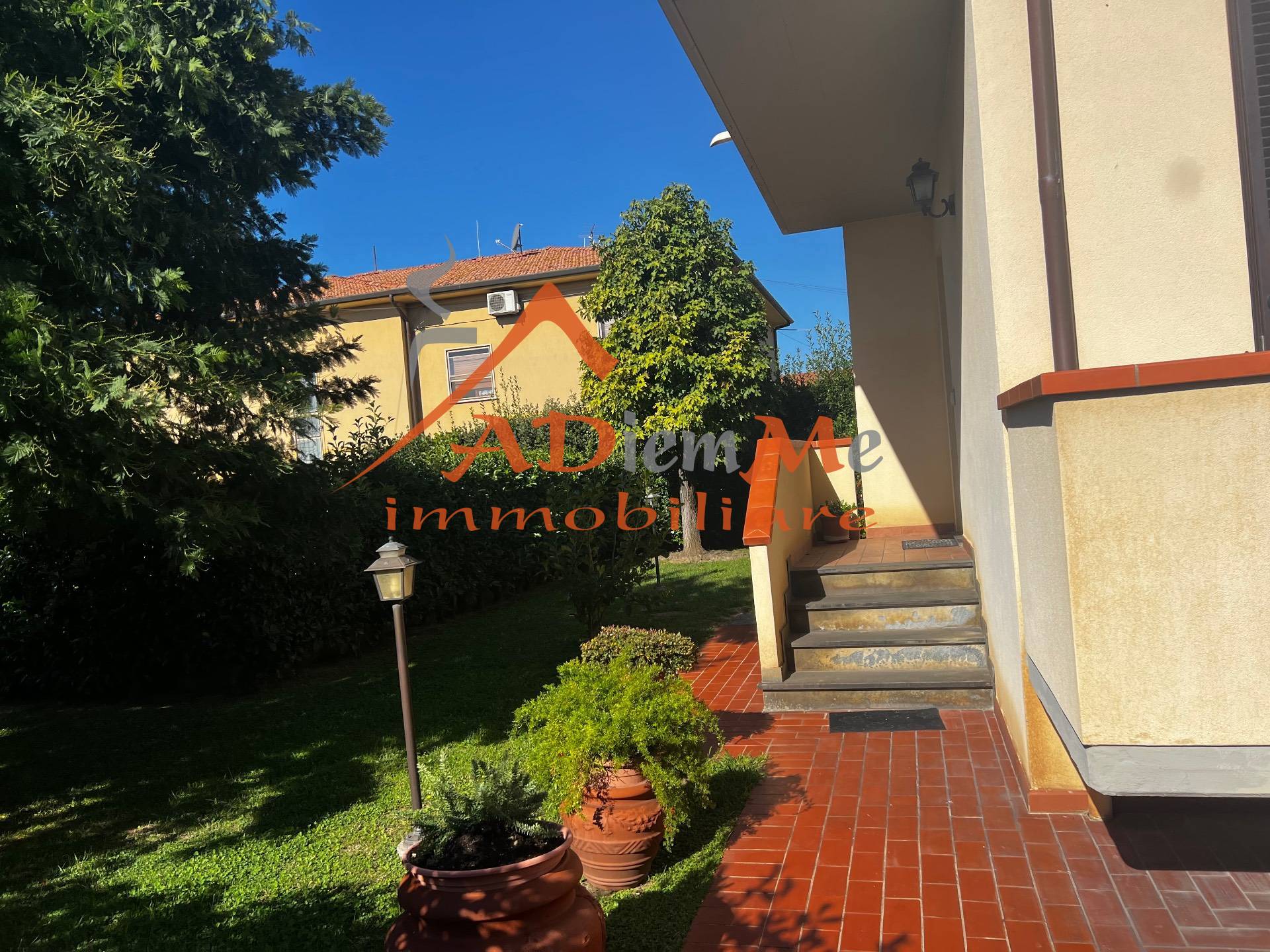 casa indipendente in vendita a Taurianova in zona San Martino